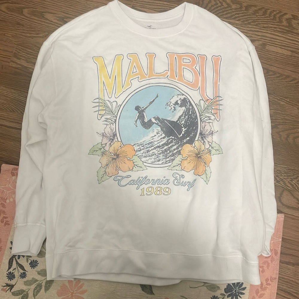 Hollister crewneck